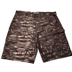 Iron Co. Hybrid Cargo Shorts Blackout Camo Size 40 Stretch Fabric Multiple Pocke